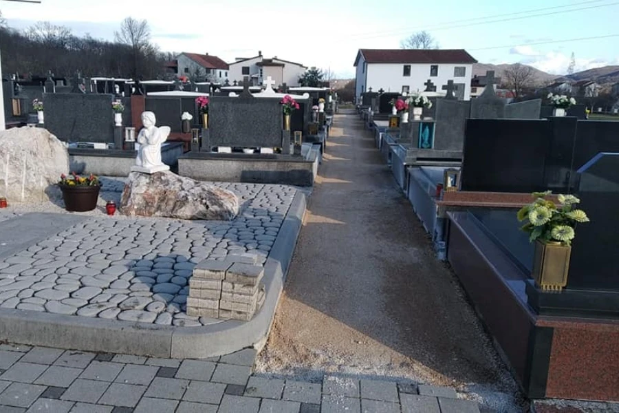 Napreduju radovi na groblju na Kočerinu
