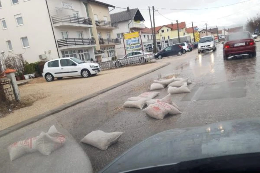 Pazi vreća!