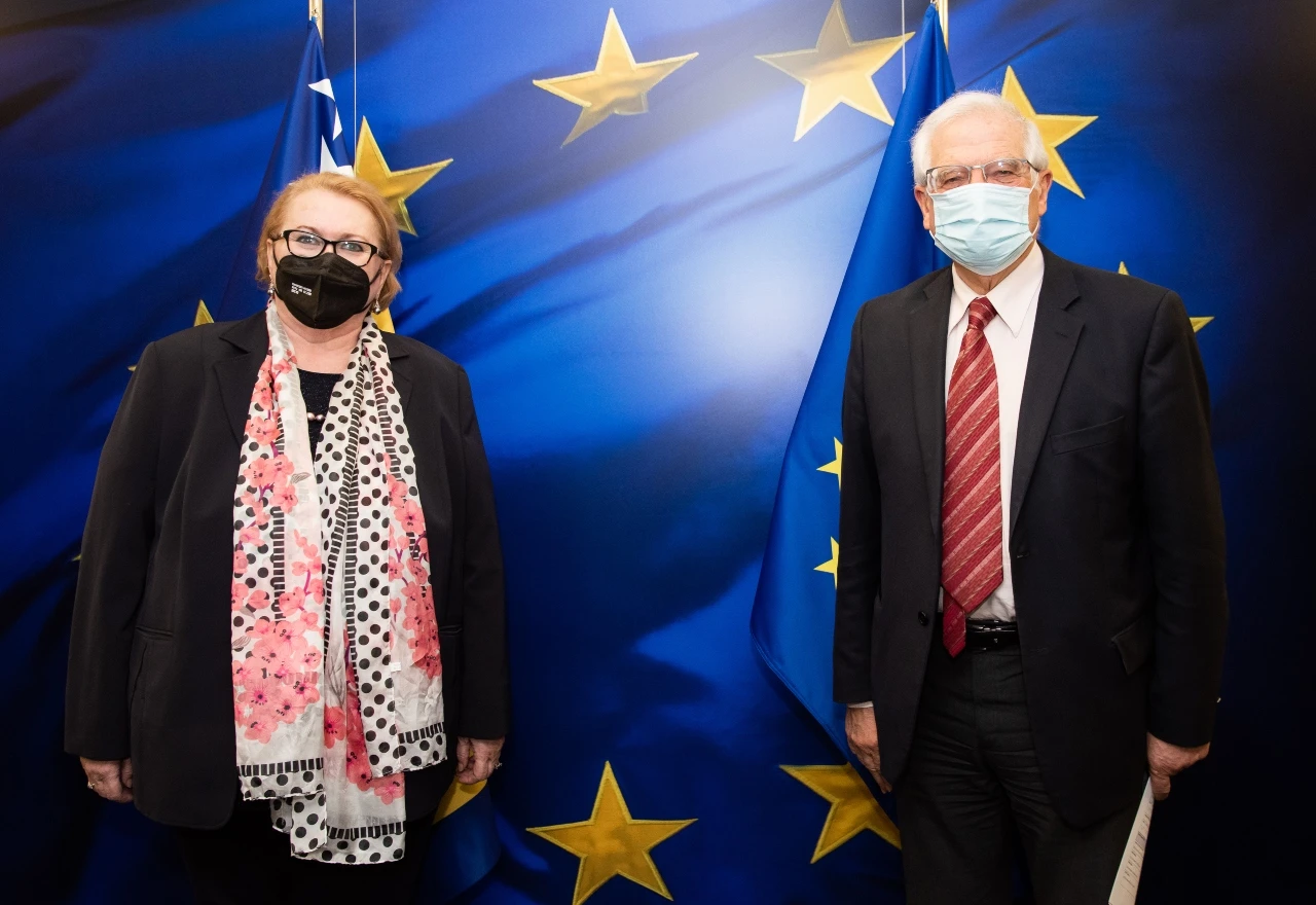 Borrell i Turković o cjepivima i prošlosti