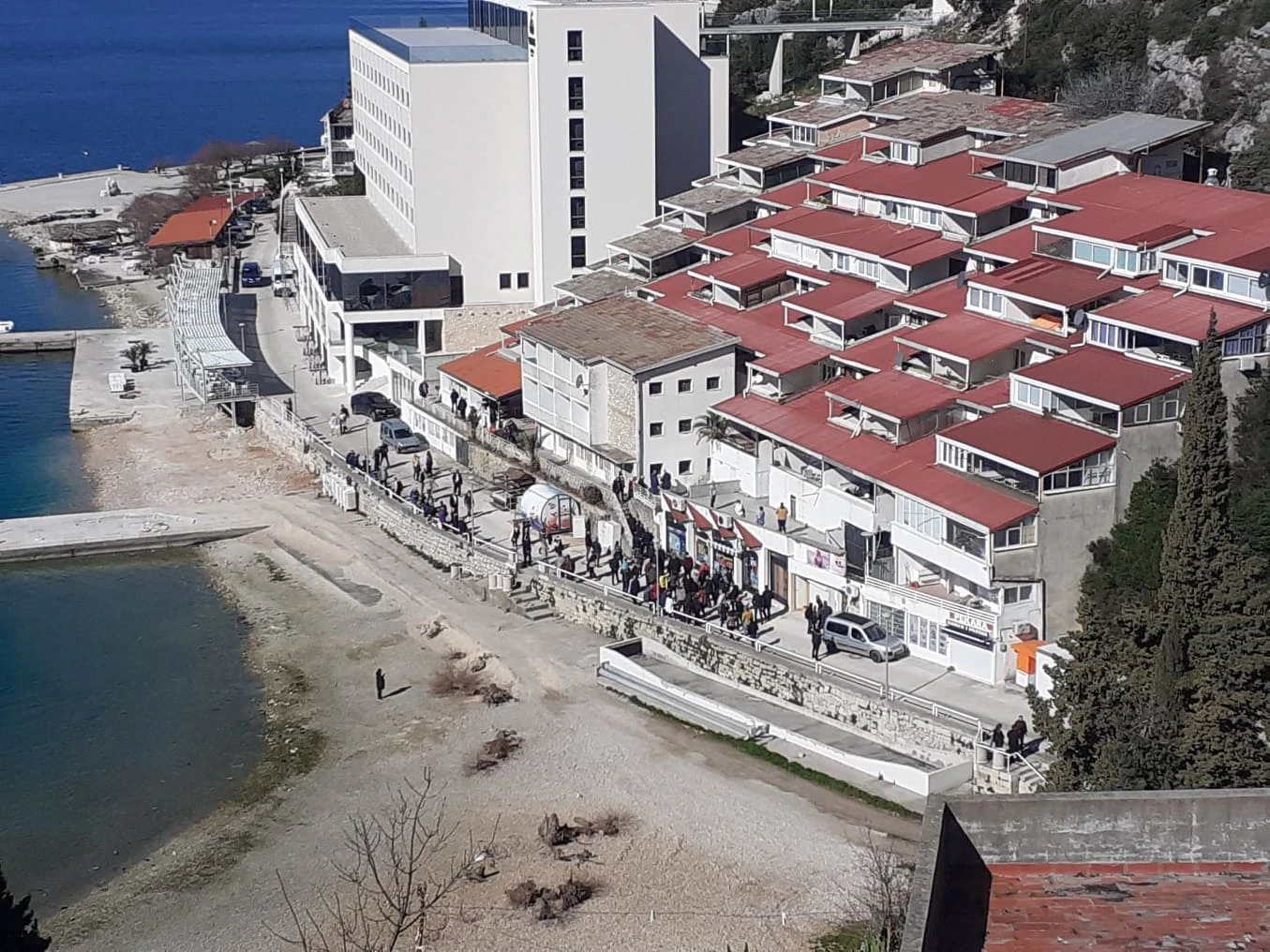 Sud: Obustavljena prodaja odmarališta Feroelektra u Neumu
