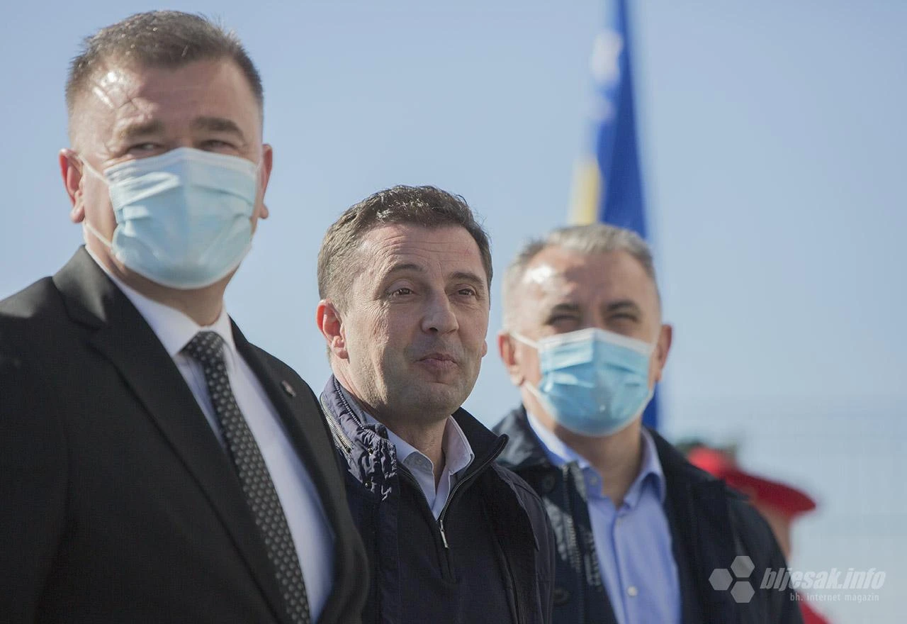 Komšić i Džaferović na Podveležju u društvu Kordića: Ni previše ni premalo