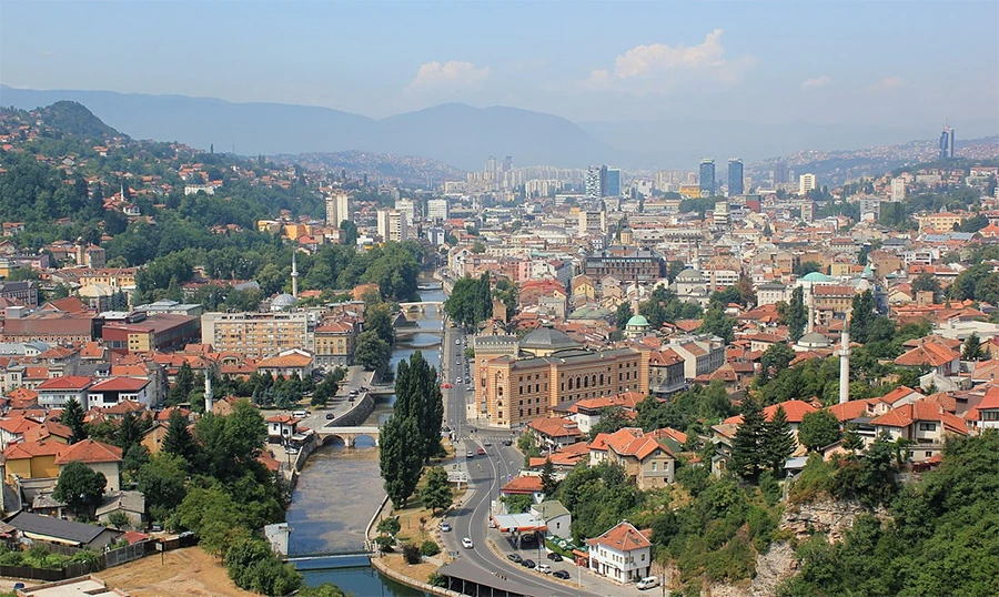 Veliki rast broja zaraženih u Sarajevu, sedam osoba preminulo