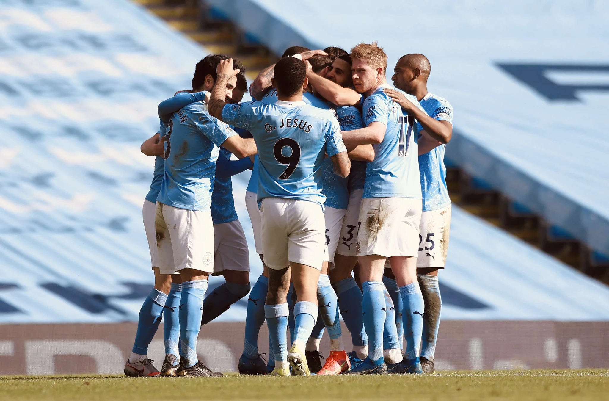 Manchester City vezao 20 pobjeda; Aston Villa slavila na Elland Roadu