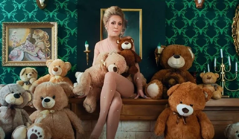 Objavljen spot za Albininu pjesmu Tick-Tock