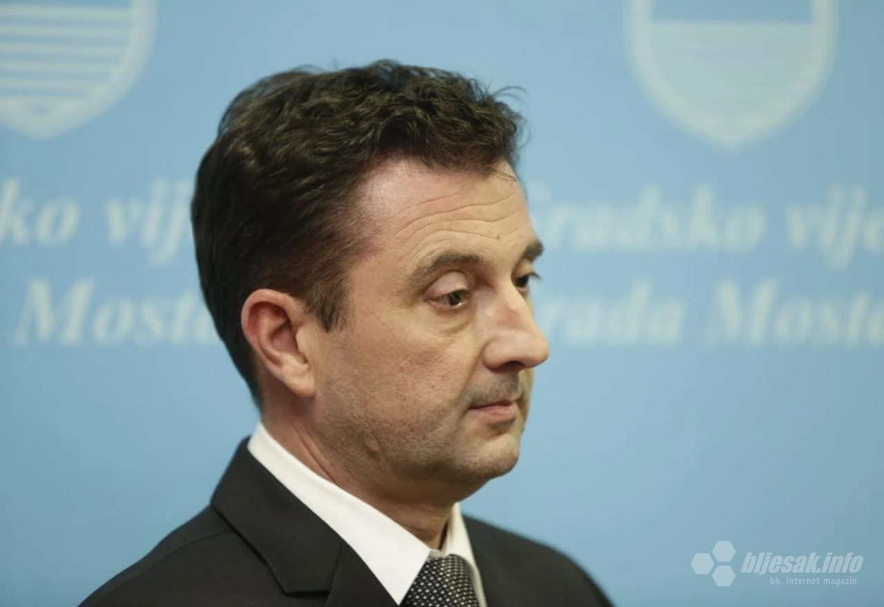 Prvi sastanak s načelnicima i šefovima: Slijedi upoznavanje