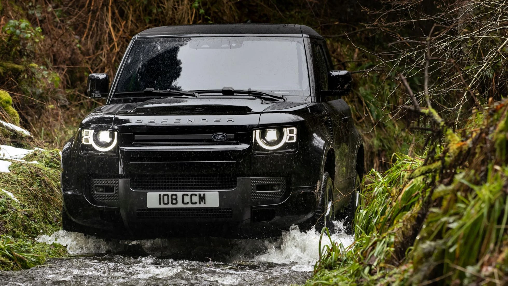 Land Rover Defender dobio V8 sa 518 konja!