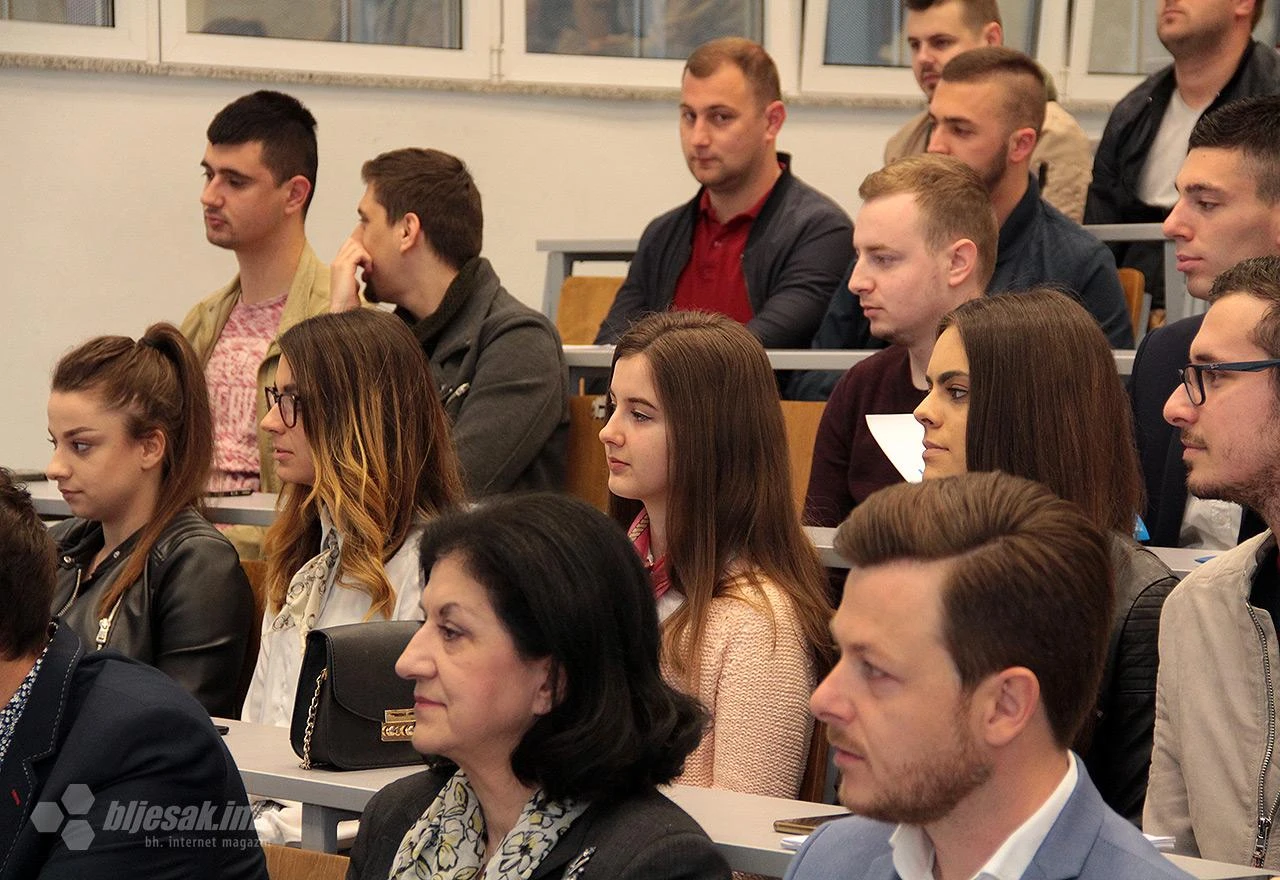 Mostar: Počele prijave za besplatne studentske tečajeve