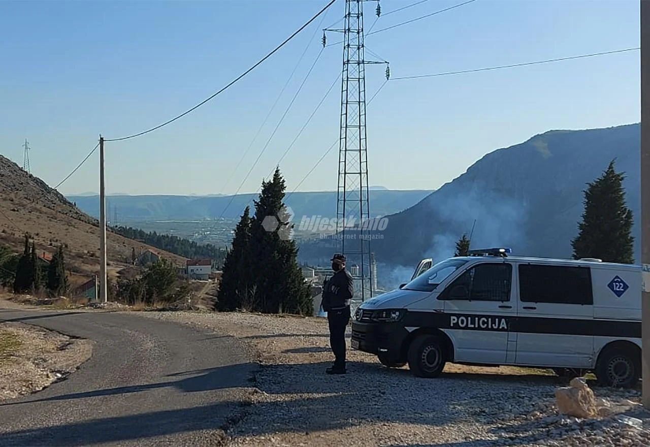 Mostar: Sam se ranio iz pištolja
