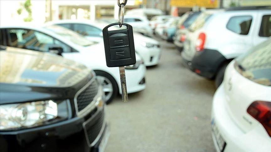 Potražnja za automobilima u Europi pala za četvrtinu na početku 2021.