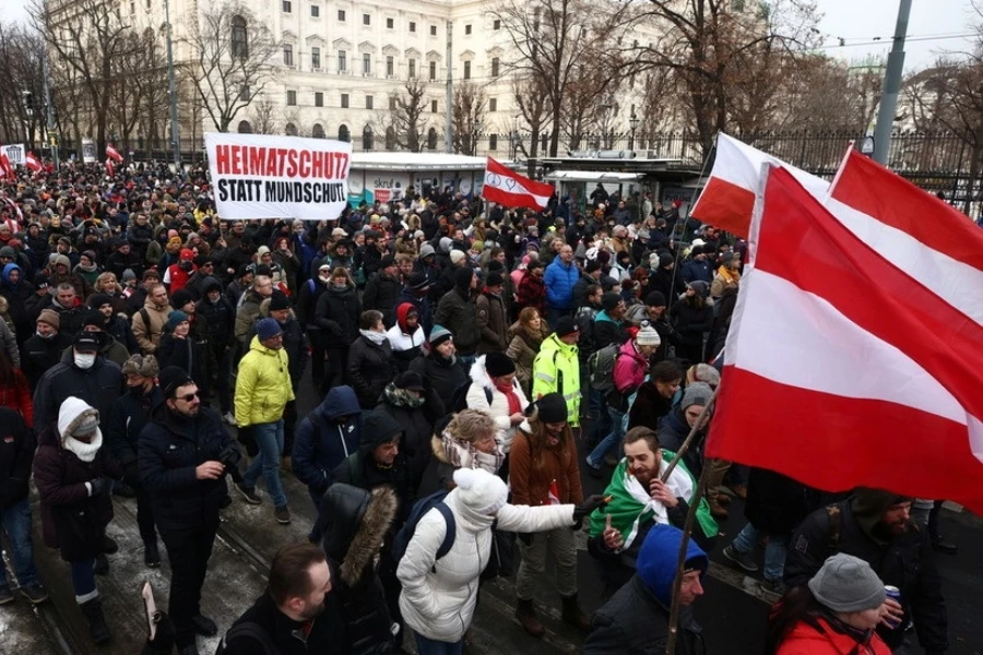 Bijesni Austrijanci ponovno na ulicama
