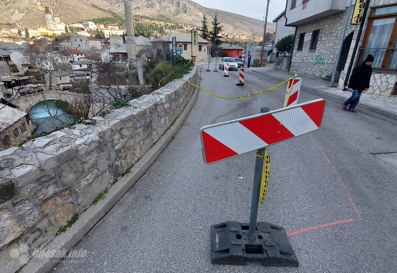 Ne zna se kada će se sanirati urušenje kod Krive Ćuprije