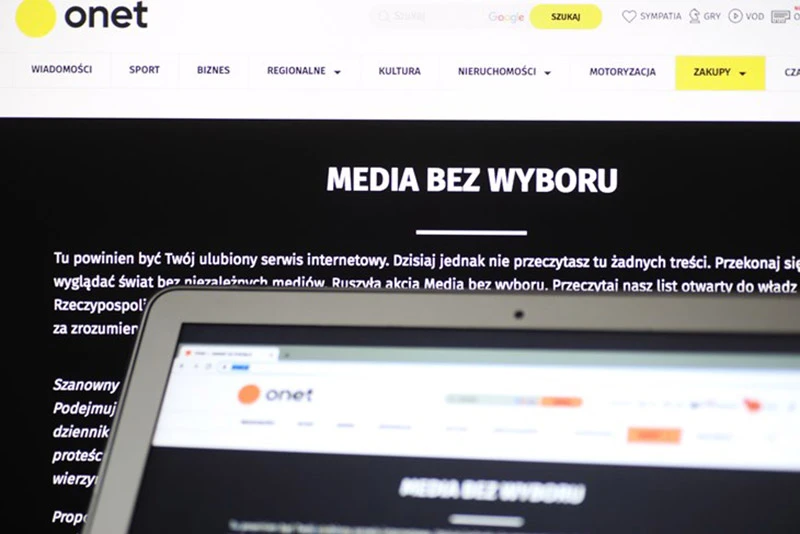 Poljski mediji prosvjeduju tišinom