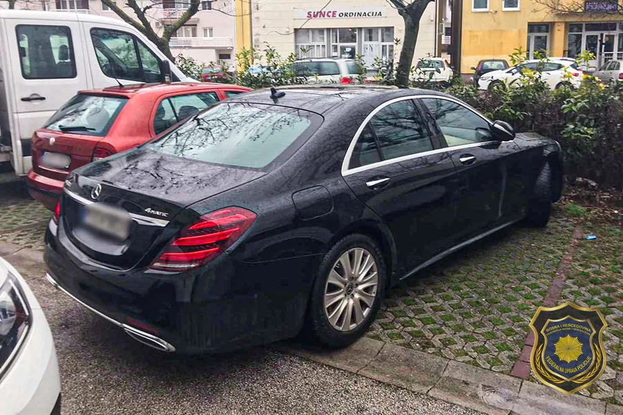 Širokobriježani osumnjičeni za krađu Mečke u Njemačkoj