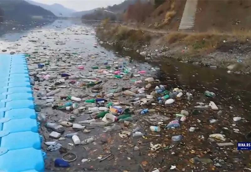 Brana HE Višegrad izgleda kao deponija,  pristiglo više od 12.000 metara kubnih smeća 