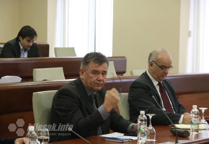 Salem Marić ima razloga za zabrinutost zbog Inzkovog poteza