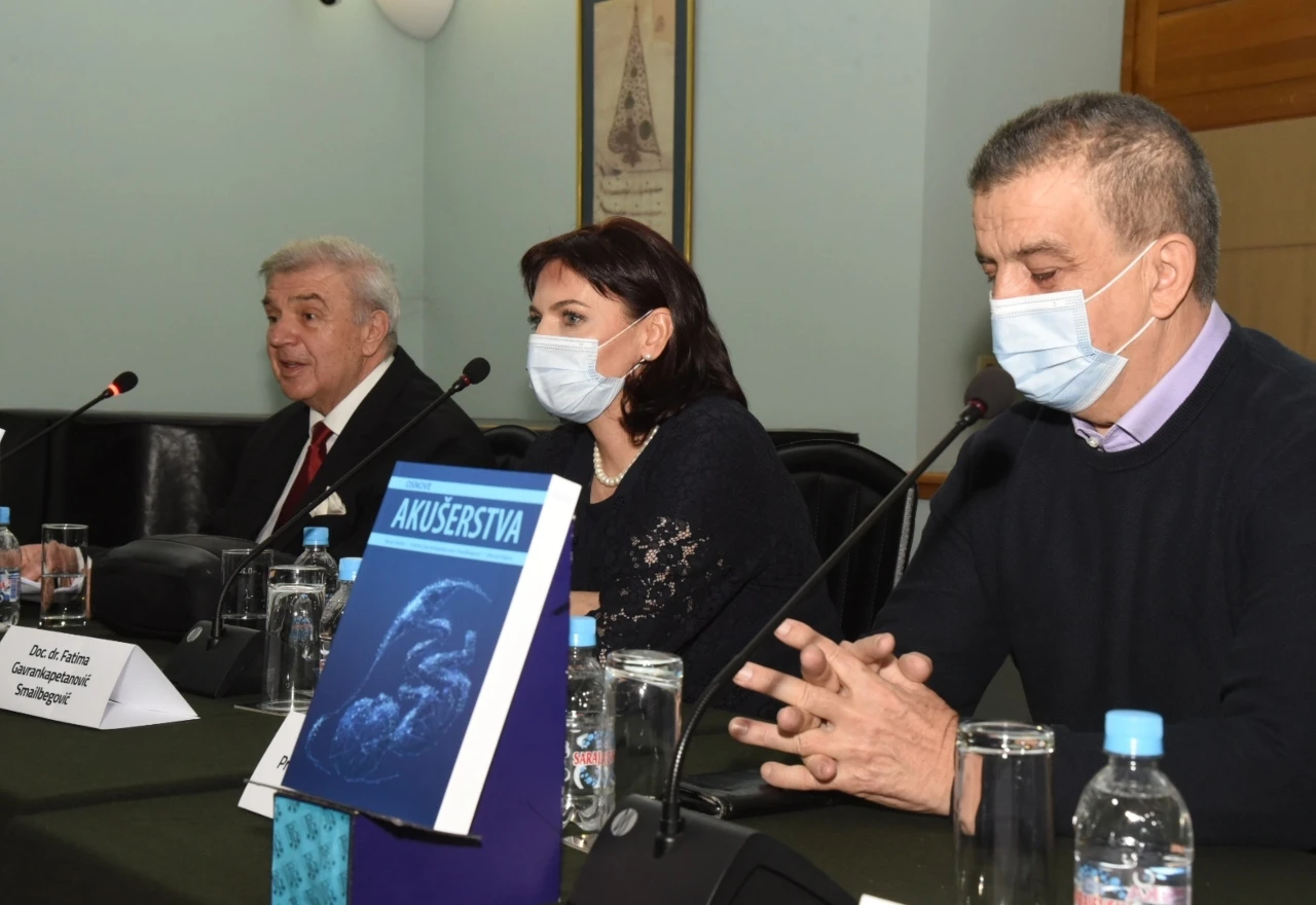 Promovirana knjiga posvećena primaljstvu