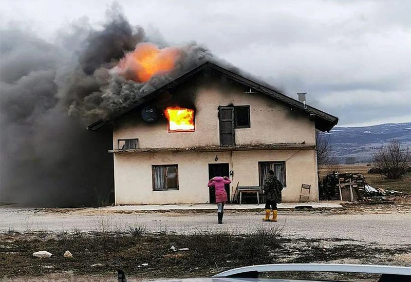 Osiguran privremeni smještaj za šesteročlanu obitelj koja je izgubila dom u požaru