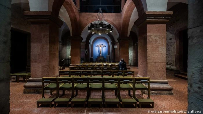 Pisale i papi - žele biti svećenice u Katoličkoj crkvi