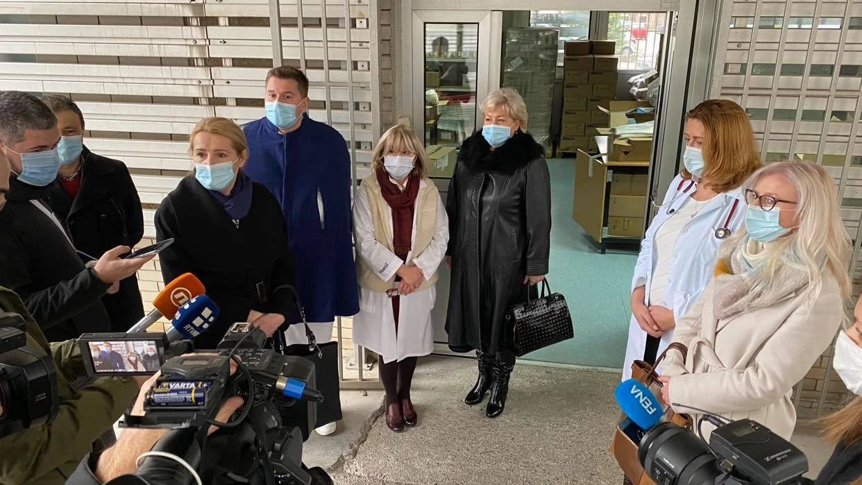 Donacija za SKB Mostar: Testovi na COVID-19 i zaštitna oprema