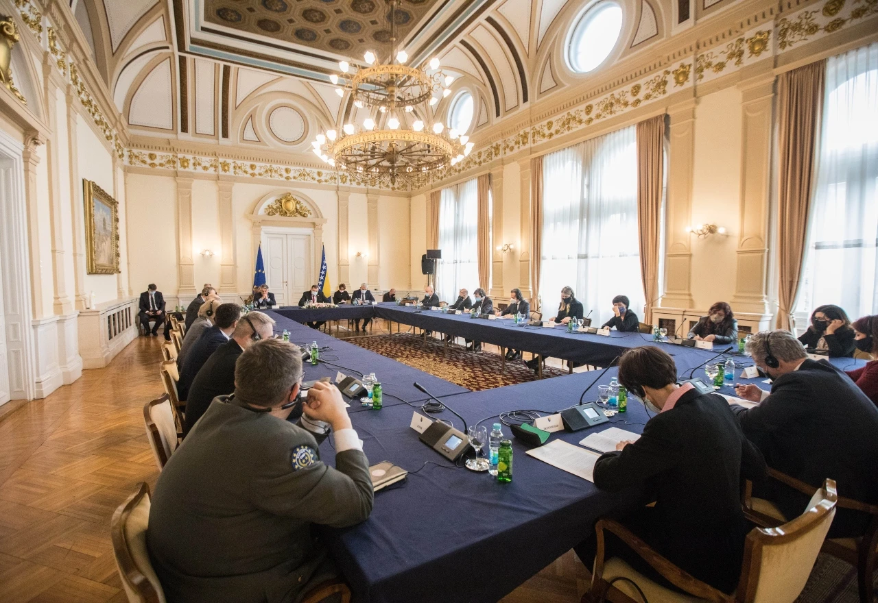 Predsjedništvo i veleposlanici članica EU o više tema: Kako do EU i kako riješiti problem migranata?
