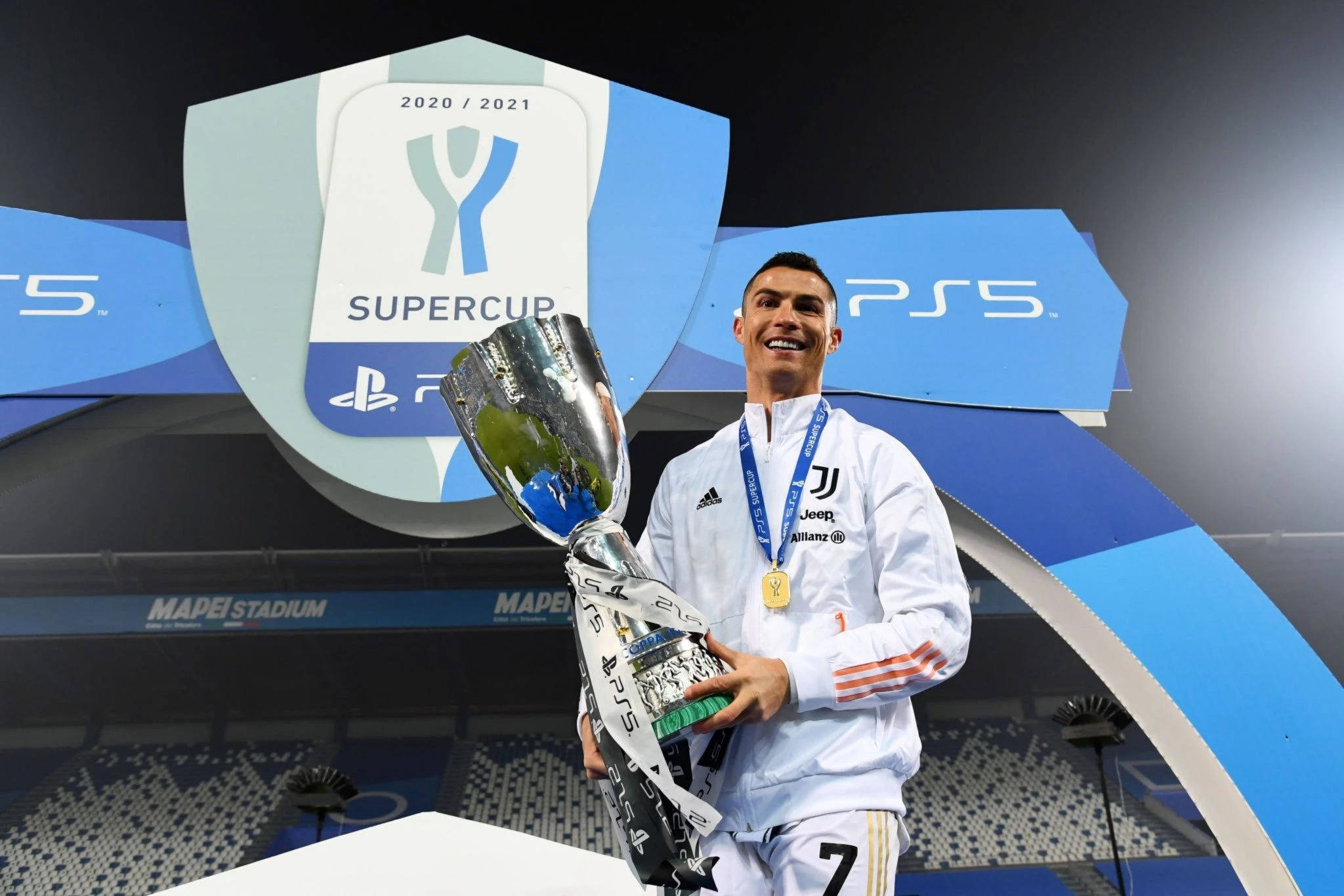 Petorica veličanstvenih: Cristiano Ronaldo ispisao nogometnu povijest