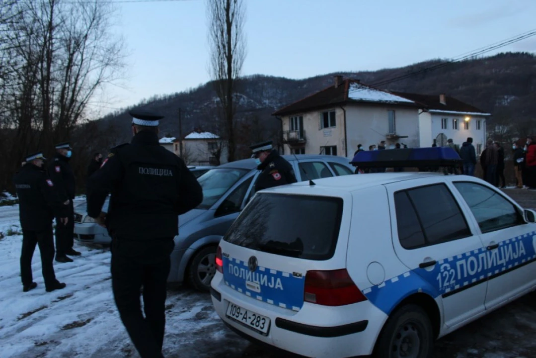 Nakon kažnjavanja djece zbog proslave Dana državnosti, roditelji traže smjenu direktorice škole