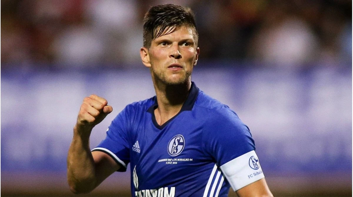 Legendarni Huntelaar se vratio pomoći Schalkeu, svome klubu u nevolji
