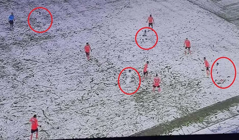 Igrači Sivasspora imali su 'savršenu' boju dresova za utakmicu na snijegu