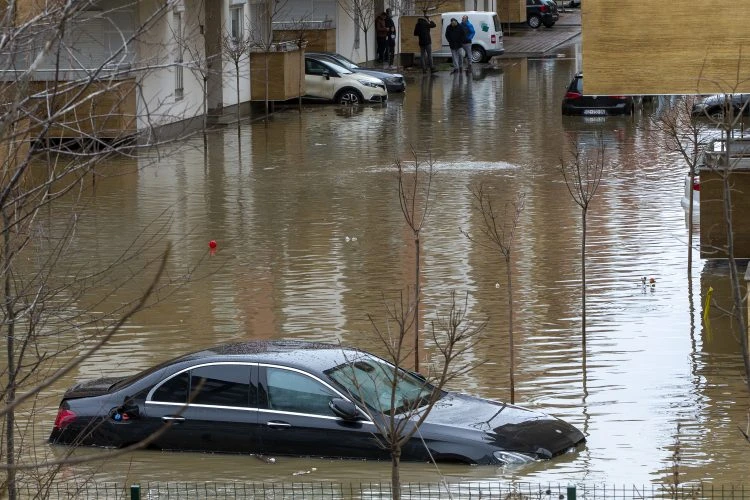 Poplave na Kosovu, padaline ne prestaju