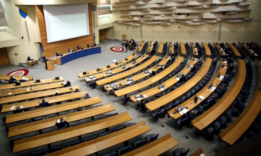 Podržana smjena zamjenika ministra civilnih poslova BiH Siniše Ilića