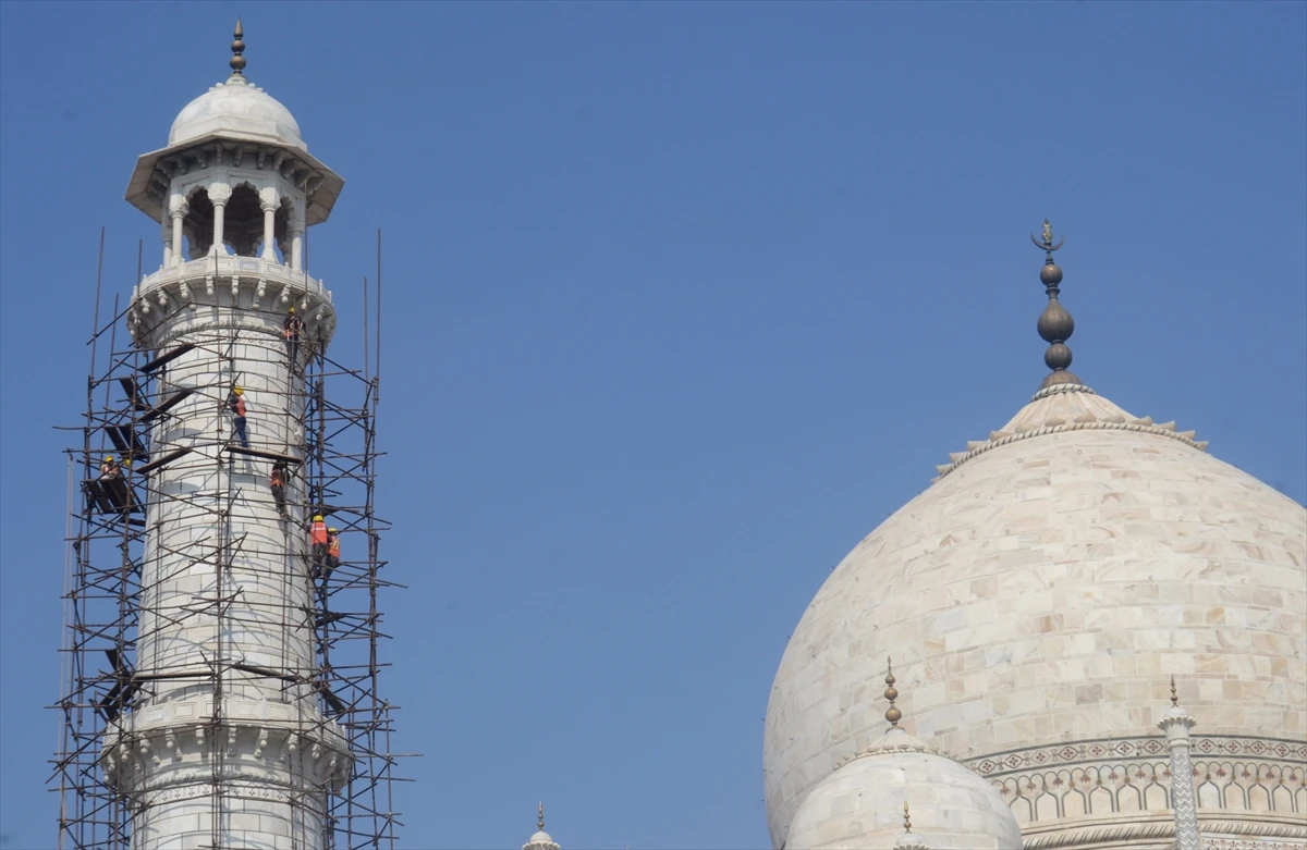 Obnavlja se toranj Taj Mahal