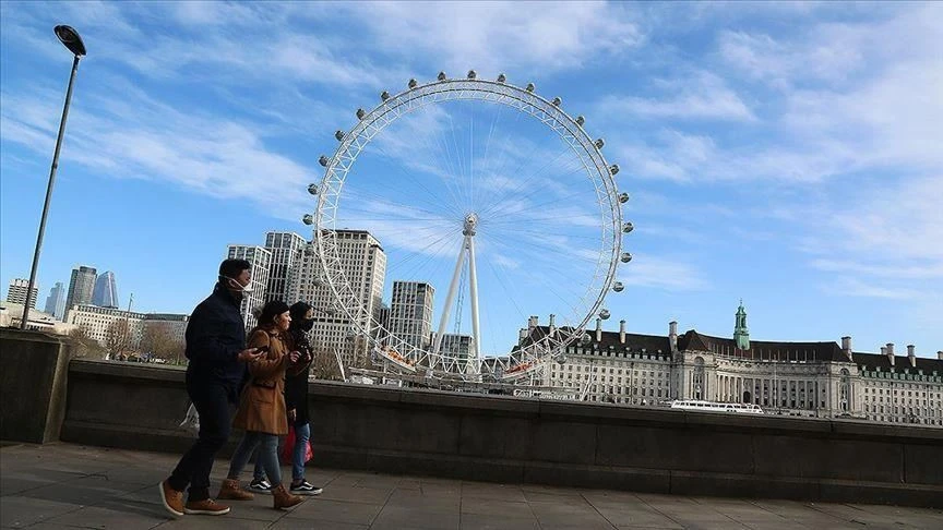 Virus se 'oteo kontroli' - London proglasio izvanredno stanje