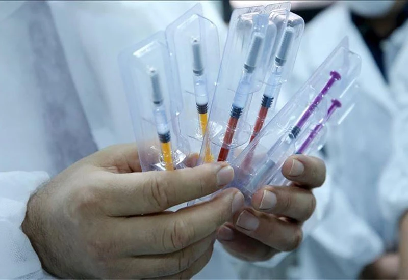 Novinari bi trebali imati prioritetni pristup cjepivu