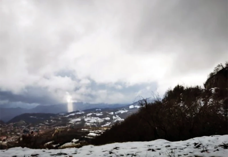 Čudesna svjetlost na nebu iznad Rame
