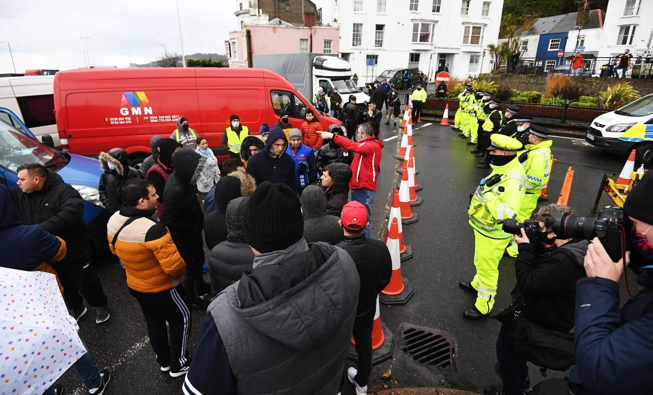Gužva na britansko-francuskoj granici: Sukobili se vozači kamiona i policija