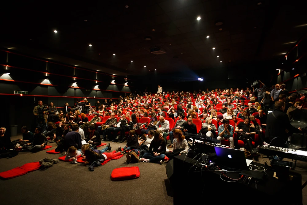 Refleksije za kraj: festival u doba virtualnog cunamija