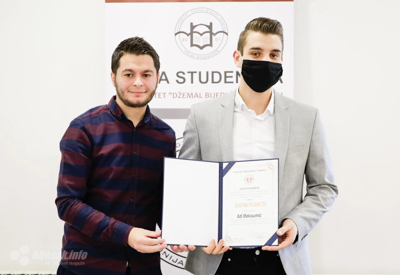 Najbolji studenti Univerziteta ''Džemal Bijedić'' nagrađeni zlatnim plaketama