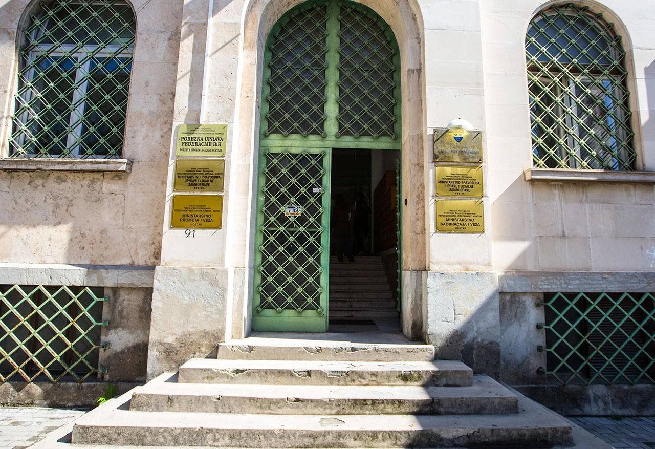 Obnavljaju se prostorije Porezne uprave Mostar za skoro 300 tisuća KM
