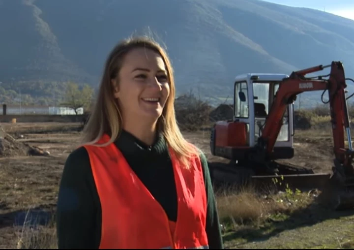 Žena bageristica iz Mostara: Ljubav prema poslu naslijedila od oca