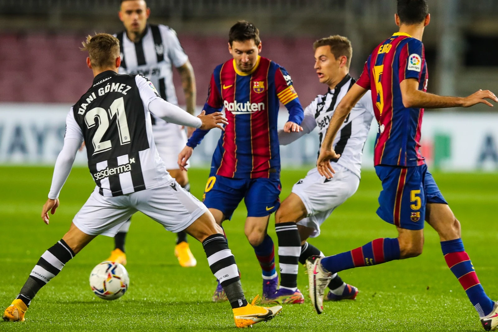 Messi spasio Barcelonu protiv Levantea