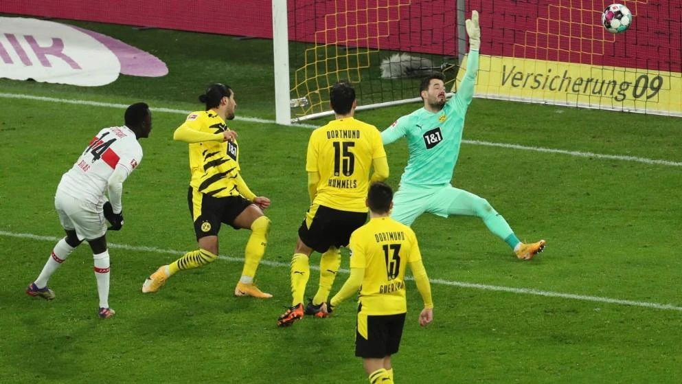 Stuttgart posramio Borussiju na Westfalenu, Leipzig uspješan