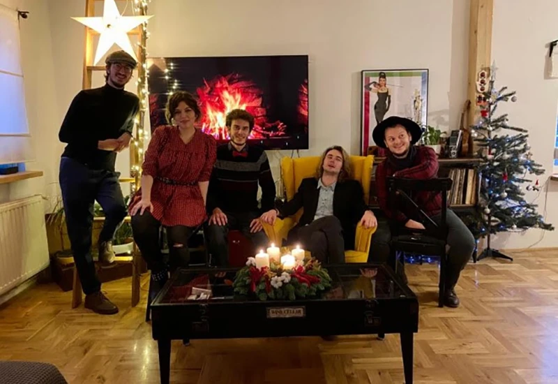 Vinko Ćemeraš & Talvi Tuuli obradili blagdanski favorit  i predstavili novu članicu