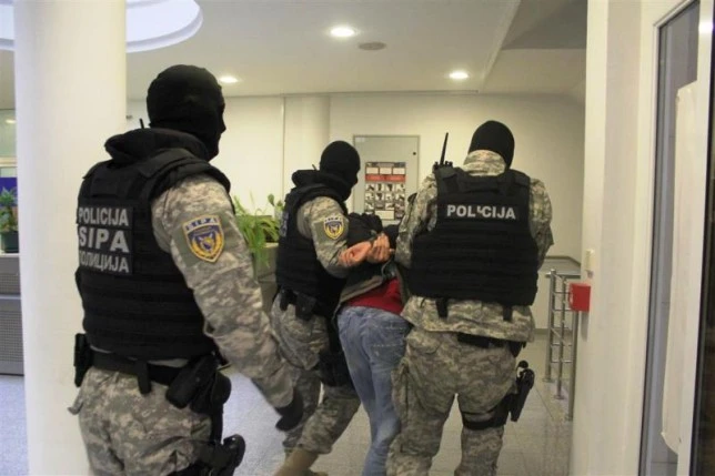 Opsežna akcija protiv krijumčara; stotine policajaca na terenu, uhićeno više od 20 osoba