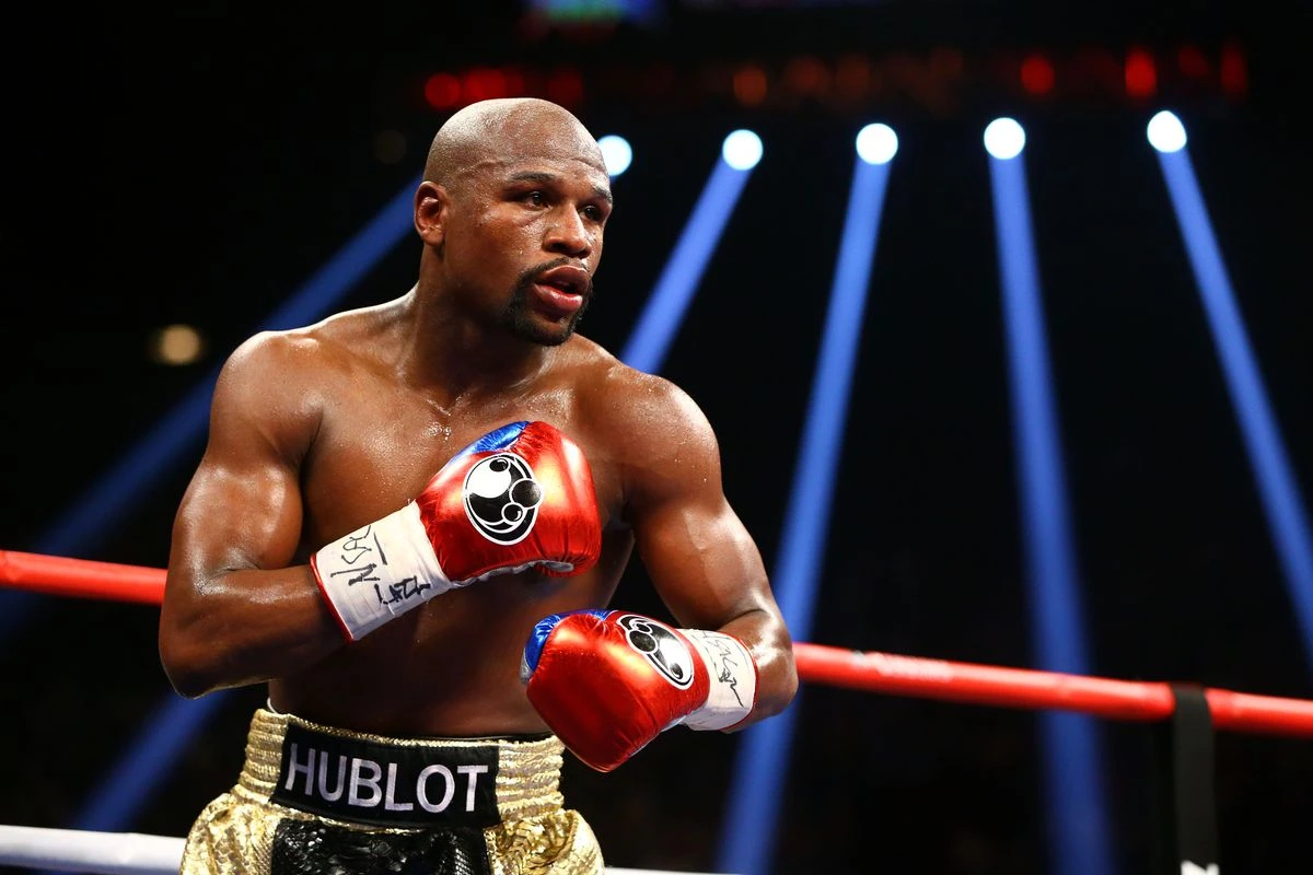 Floyd Mayweather ulazi u ring protiv Youtubera Paula Logana