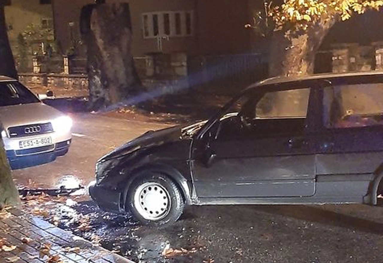 Mostar: Dvojkom se zabio u platan