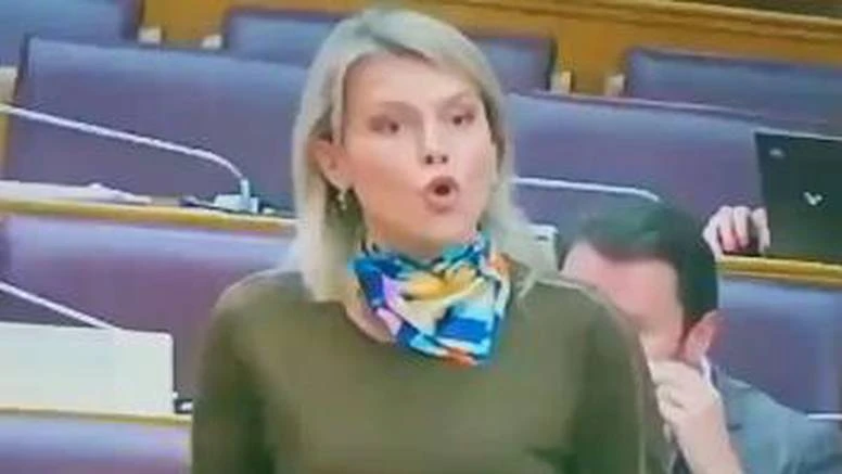  Lapsus linguae: Tko piše zakon o seksualnoj državi?