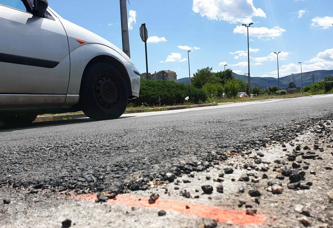 Stiže još asfalta u mostarska naselja
