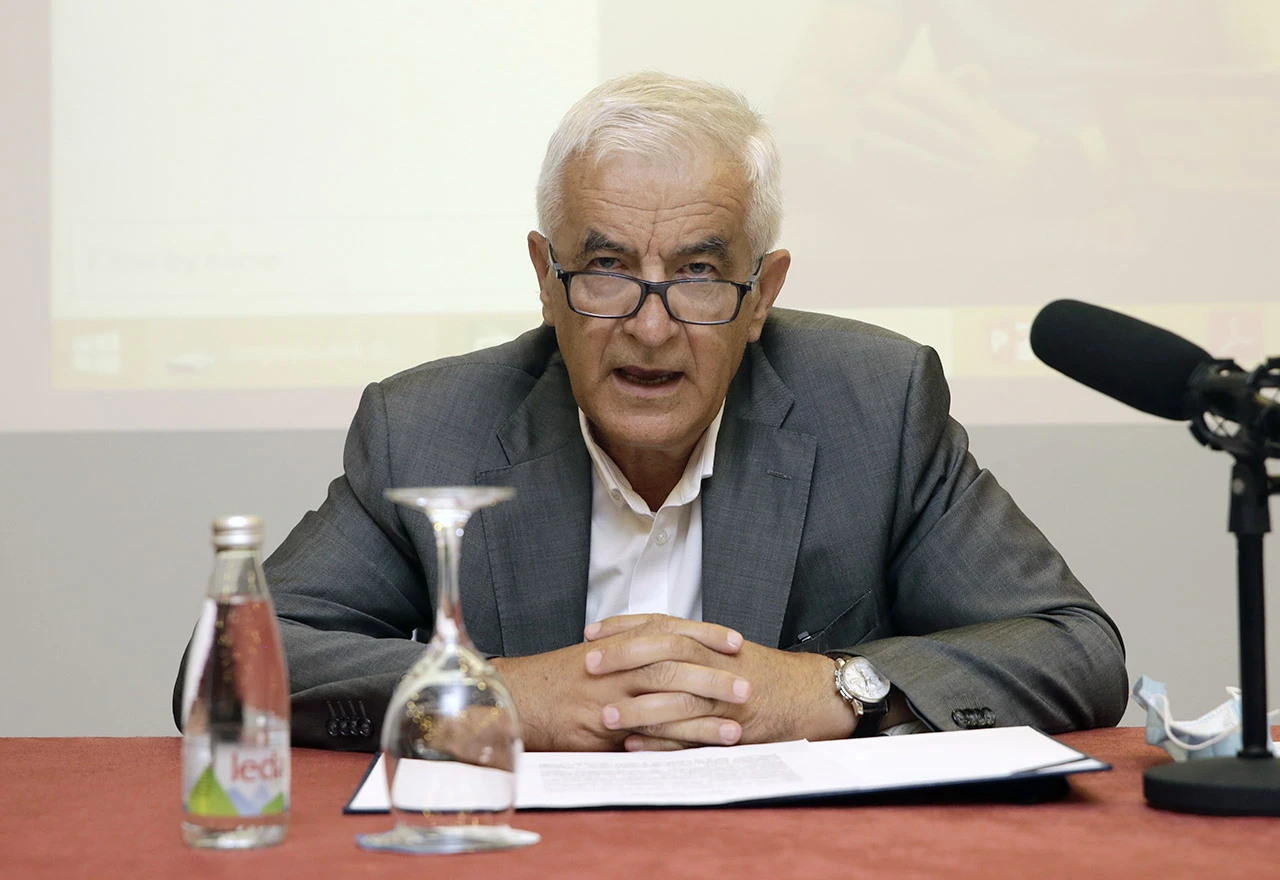 Mandić: Nadriterapije s portala su opasne po život