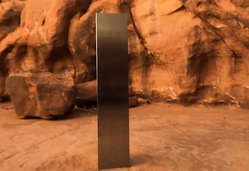 Nestao misteriozni monolit