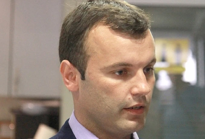Neregularni glasači presudili u korist Grujičića